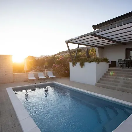 Oaza Villa *
