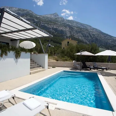Villa Oaza