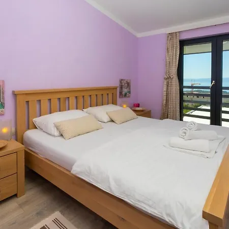 Oaza Villa *